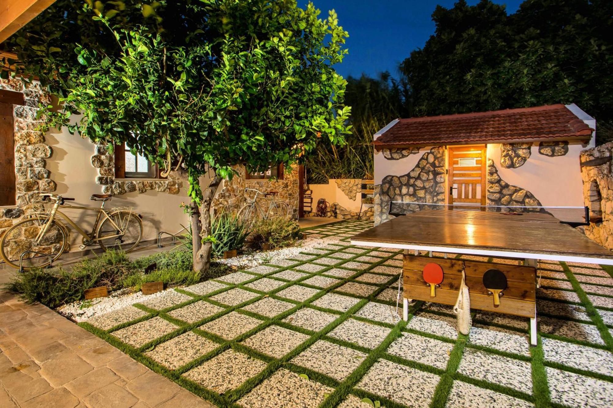 Old Nest House Villa Salakos ภายนอก รูปภาพ
